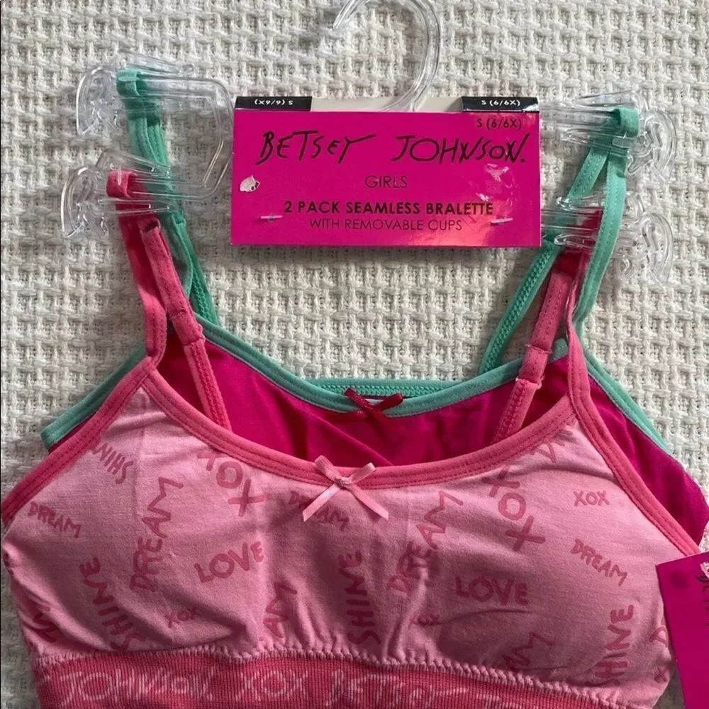 Betsey Johnson 2 Seemless Bralette with Removable Pads Small 6/6X